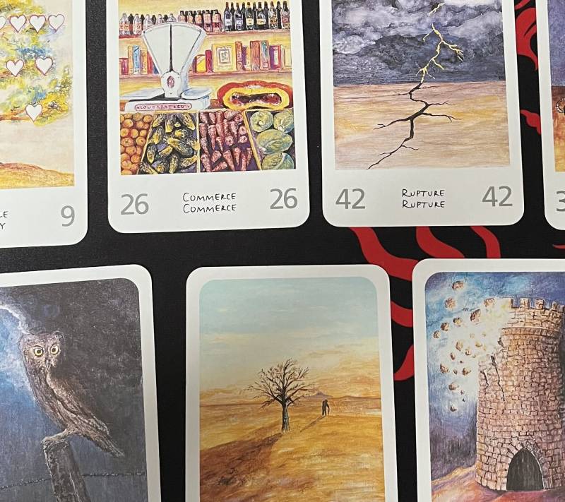 Voyance sur Lyon qui utilise la cartomancie et la tarologie.